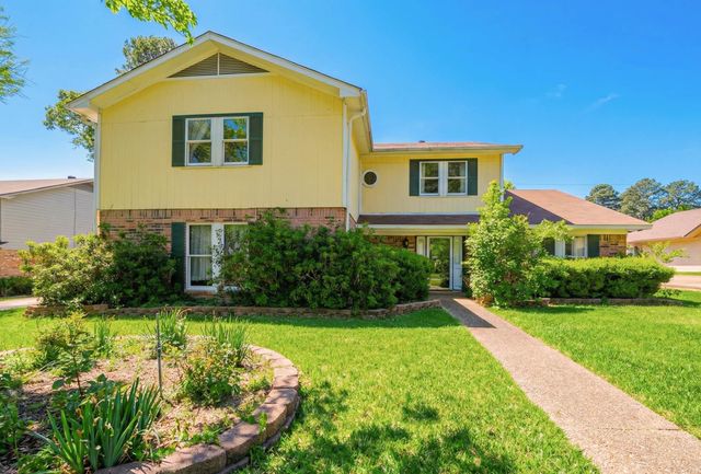 1416 Lazy Ln, Longview, TX 75604