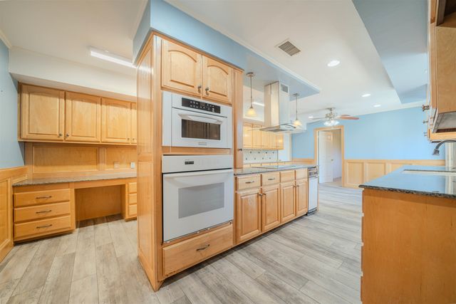 1416 Lazy Ln, Longview, TX 75604