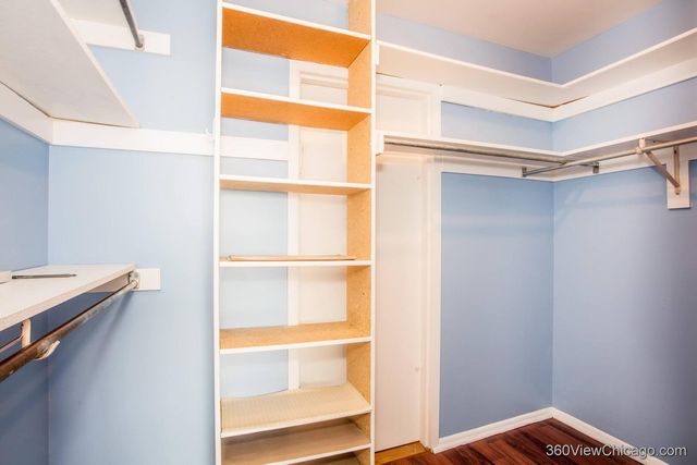 6833 N Kedzie Avenue 801, Chicago, IL 60645