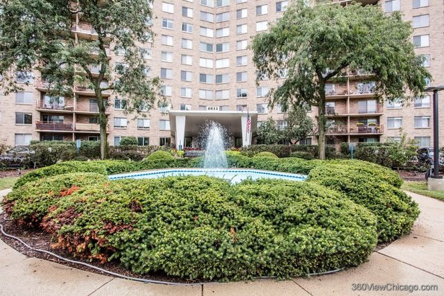 6833 N Kedzie Avenue 801, Chicago, IL 60645
