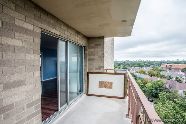 6833 N Kedzie Avenue 801, Chicago, IL 60645