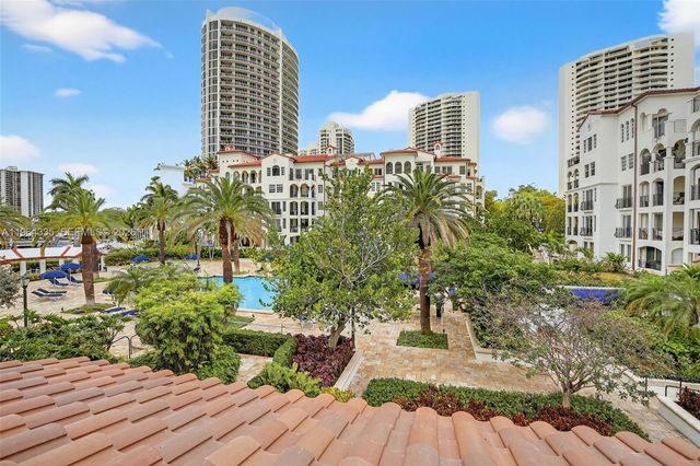 3500 Island Boulevard D201, Aventura, FL 33160