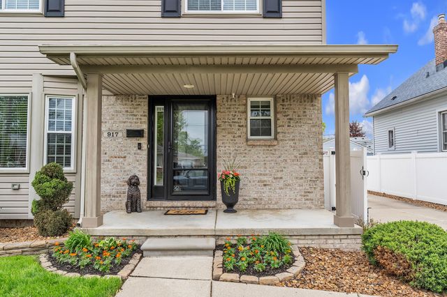 917 9th Street, Wyandotte, MI 48192