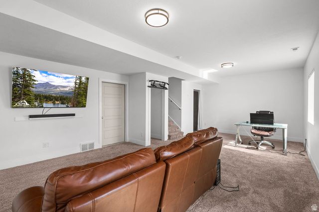 8044 N CLYDESDALE DR, Eagle Mountain, UT 84005