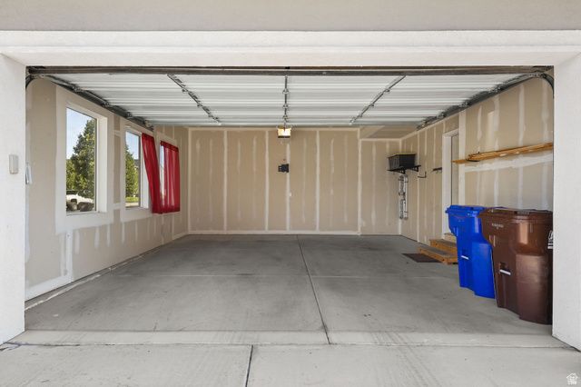 8044 N CLYDESDALE DR, Eagle Mountain, UT 84005