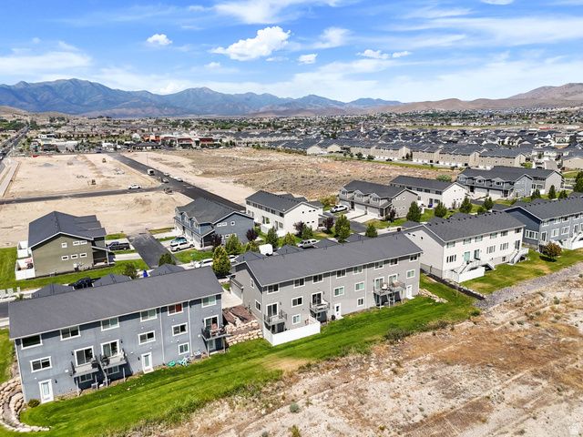 8044 N CLYDESDALE DR, Eagle Mountain, UT 84005