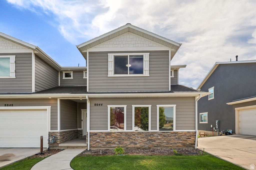 8044 N CLYDESDALE DR, Eagle Mountain, UT 84005