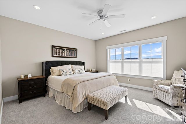 70 Copper Creek Lane, Hendersonville, NC 28739