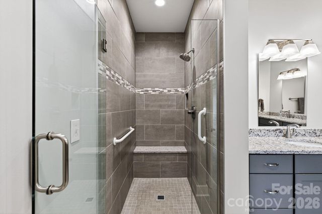 70 Copper Creek Lane, Hendersonville, NC 28739