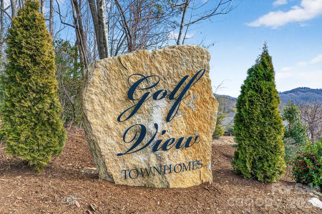 70 Copper Creek Lane, Hendersonville, NC 28739