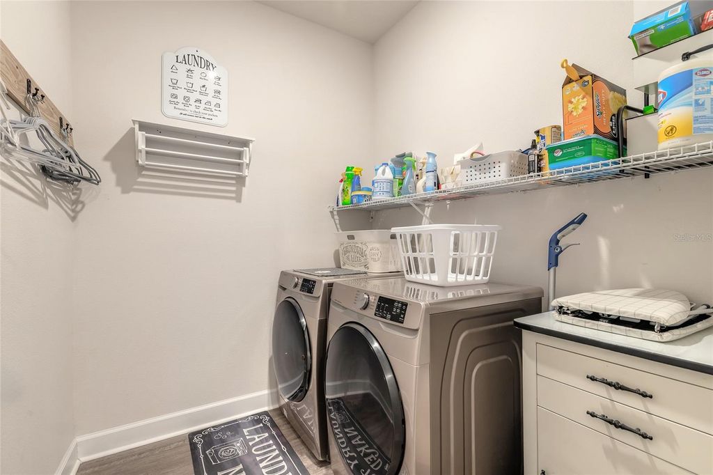 Image 29 of property listing at 1094 RIVER FALLS CIRCLE, Deland, FL 32720