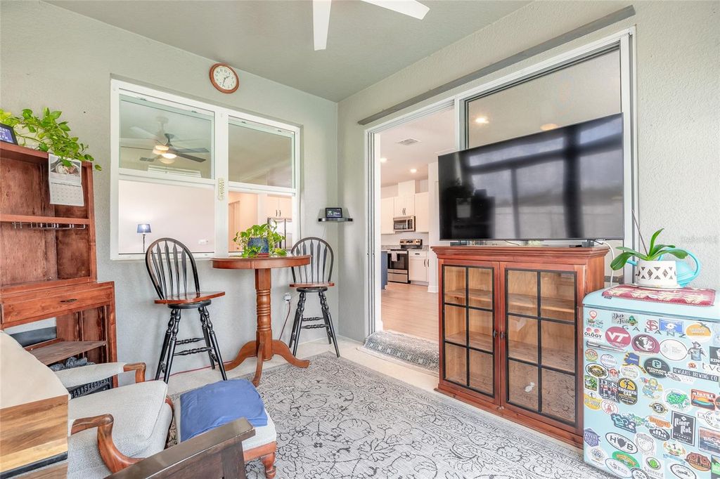 Image 31 of property listing at 1094 RIVER FALLS CIRCLE, Deland, FL 32720