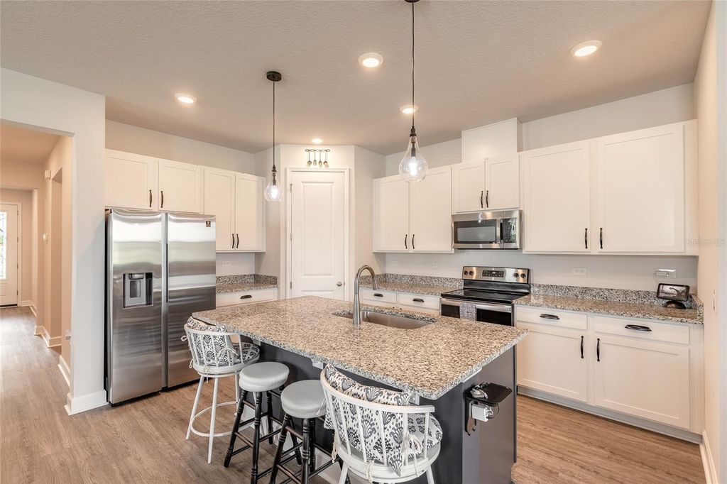 Image 8 of property listing at 1094 RIVER FALLS CIRCLE, Deland, FL 32720