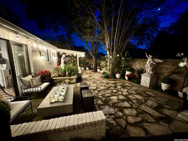 16207 GARDEN OAKS ST, San Antonio, TX 78232