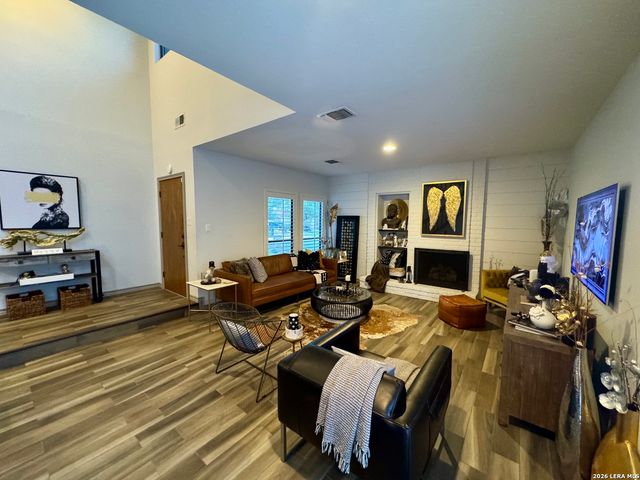 16207 GARDEN OAKS ST, San Antonio, TX 78232