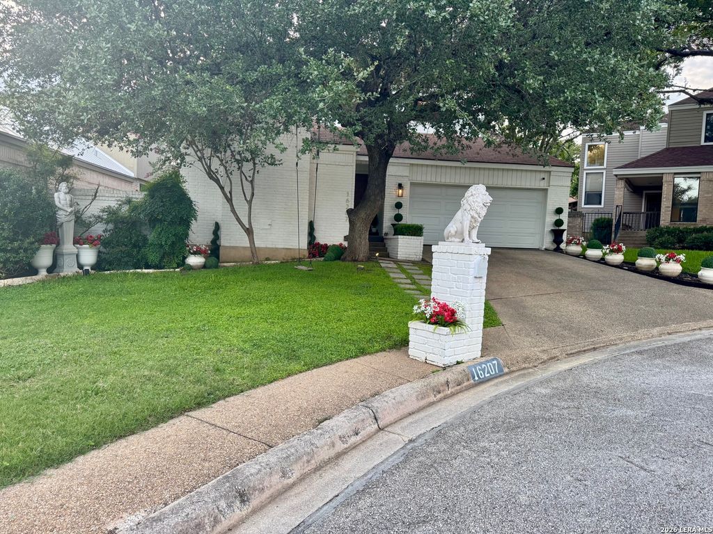 16207 GARDEN OAKS ST, San Antonio, TX 78232