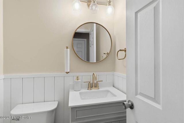 7206 Hollow Creek Rd, Louisville, KY 40228