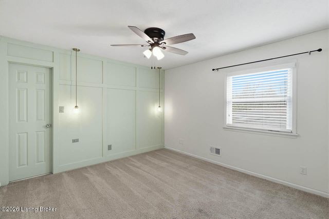 7206 Hollow Creek Rd, Louisville, KY 40228