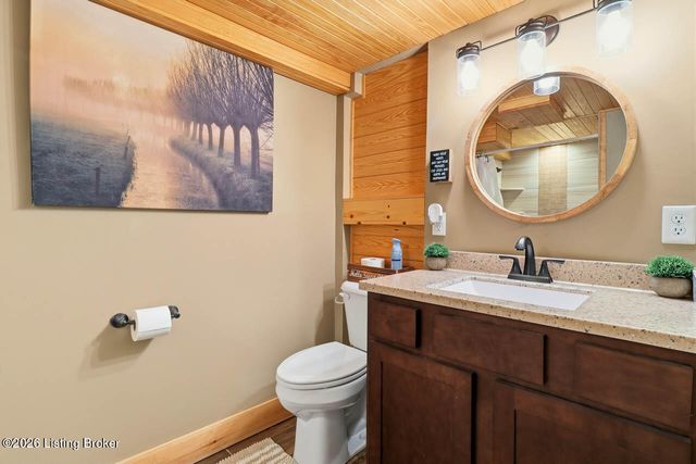 7206 Hollow Creek Rd, Louisville, KY 40228