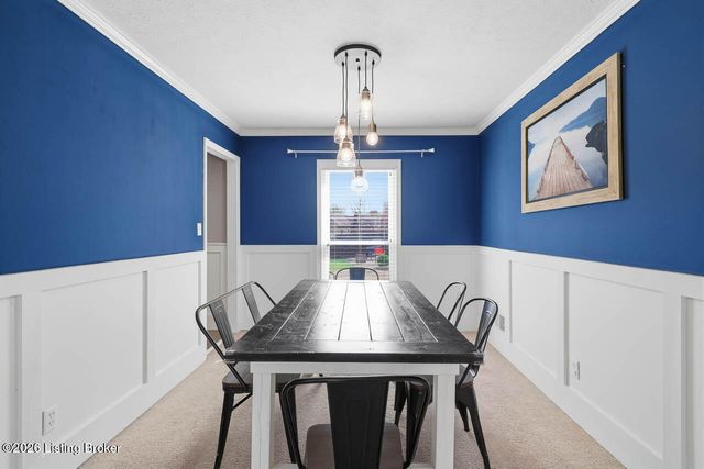 7206 Hollow Creek Rd, Louisville, KY 40228