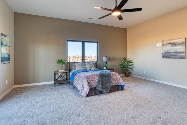 6 Lobo Drive, Moriarty, NM 87035