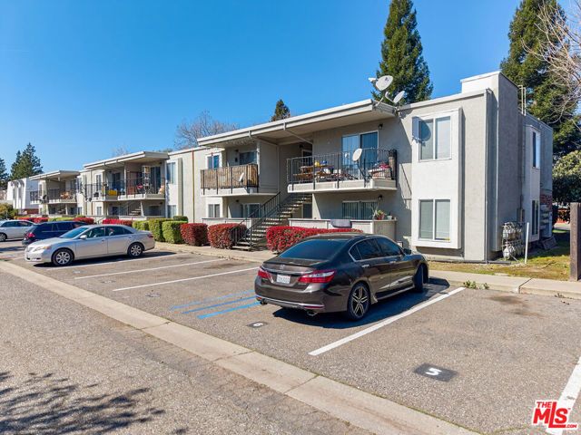 931 W East Avenue, Chico, CA 95926