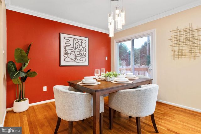8520 PEPPERDINE DR, Vienna, VA 22180