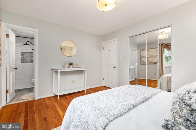 8520 PEPPERDINE DR, Vienna, VA 22180