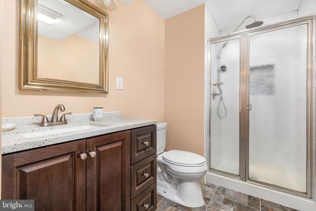 8520 PEPPERDINE DR, Vienna, VA 22180