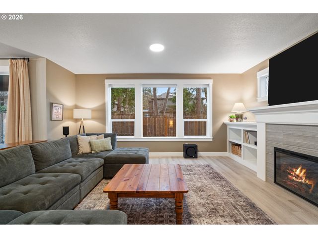 17671 Sw COBB Ln, Beaverton, OR 97007