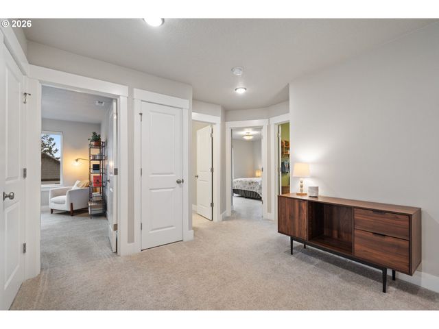 17671 Sw COBB Ln, Beaverton, OR 97007