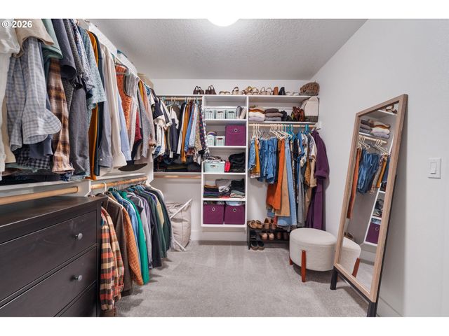 17671 Sw COBB Ln, Beaverton, OR 97007