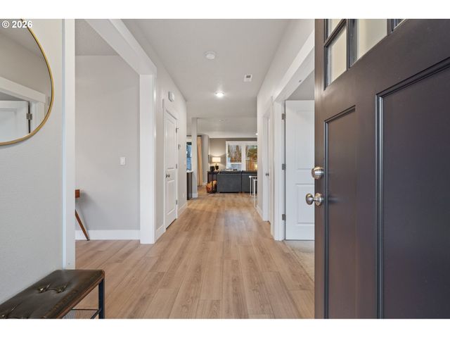 17671 Sw COBB Ln, Beaverton, OR 97007