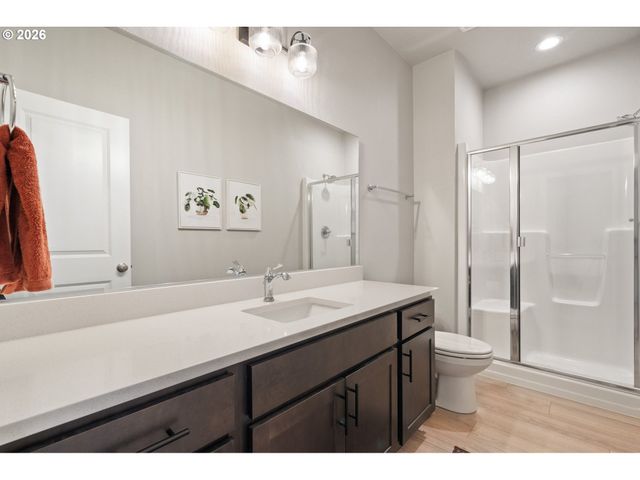 17671 Sw COBB Ln, Beaverton, OR 97007