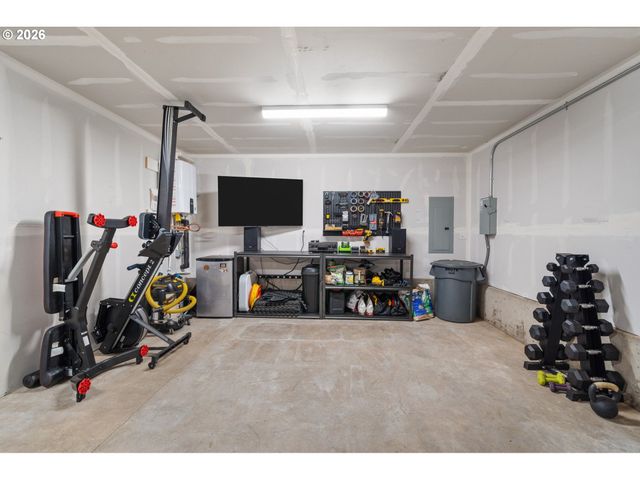 17671 Sw COBB Ln, Beaverton, OR 97007