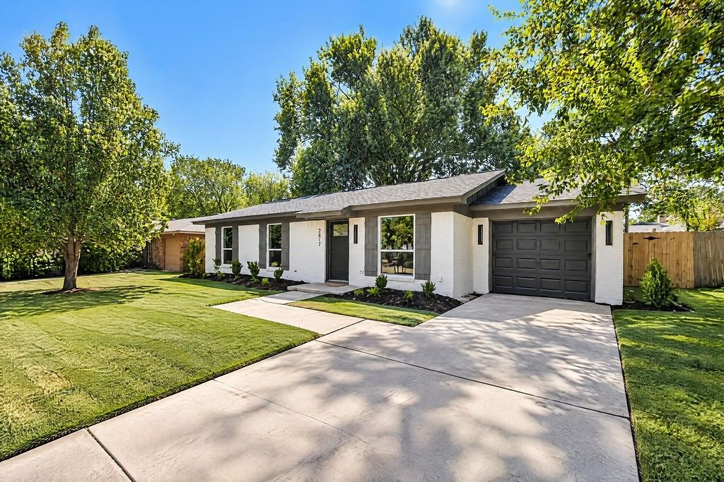 2817 Ladona Drive, Fort Worth, TX 76133 — photo 2