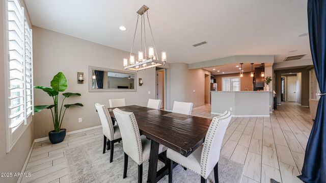 10749 W Paso Trail, Peoria, AZ 85383