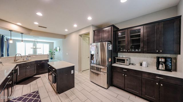 10749 W Paso Trail, Peoria, AZ 85383