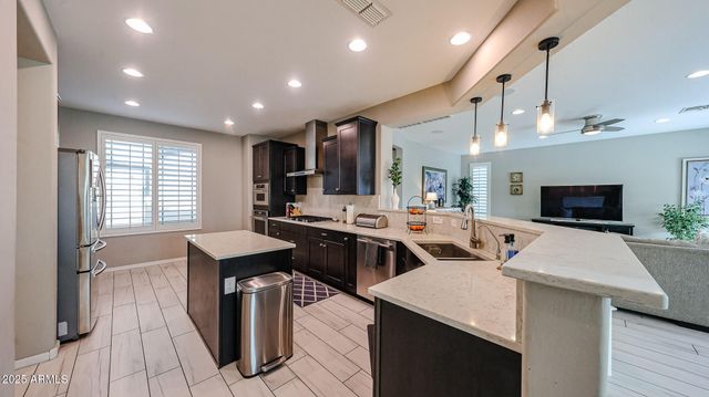 10749 W Paso Trail, Peoria, AZ 85383