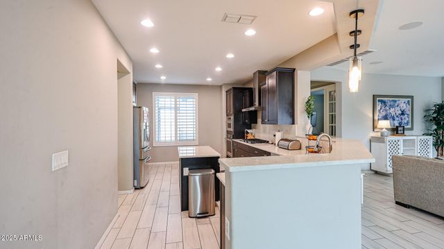 10749 W Paso Trail, Peoria, AZ 85383