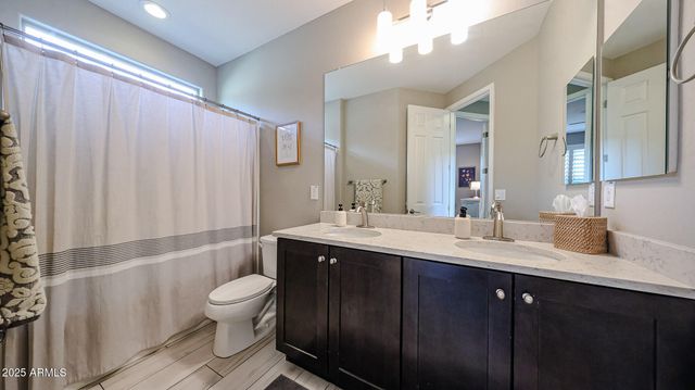 10749 W Paso Trail, Peoria, AZ 85383