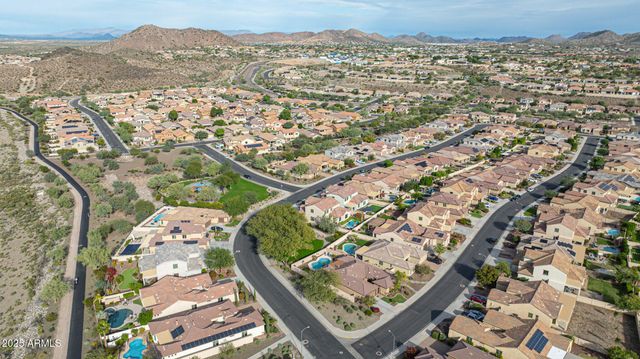 10749 W Paso Trail, Peoria, AZ 85383