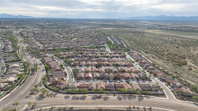 10749 W Paso Trail, Peoria, AZ 85383