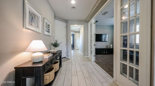 10749 W Paso Trail, Peoria, AZ 85383