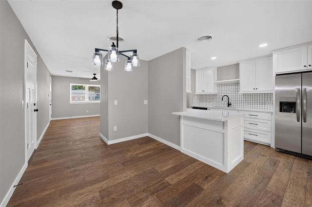 5618 NW Eisenhower Dr, Lawton, OK 73505