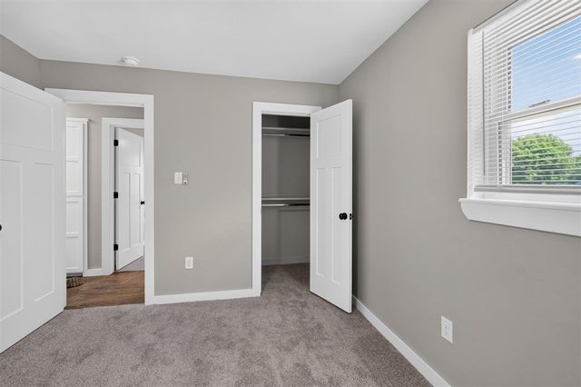 5618 NW Eisenhower Dr, Lawton, OK 73505