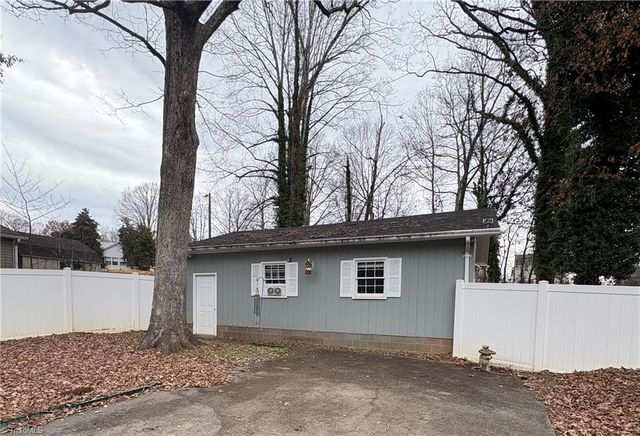 5441 Belle Avenue, Winston-salem, NC 27105