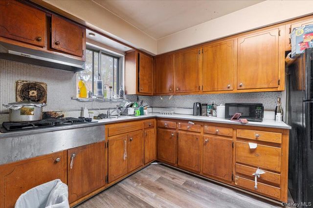 2386 New York Avenue, Huntington Station, NY 11746