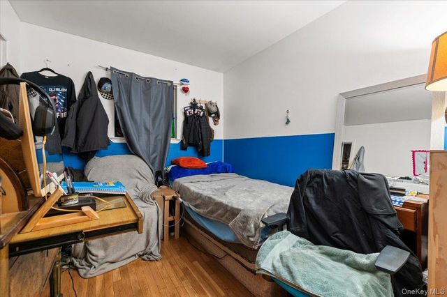 2386 New York Avenue, Huntington Station, NY 11746