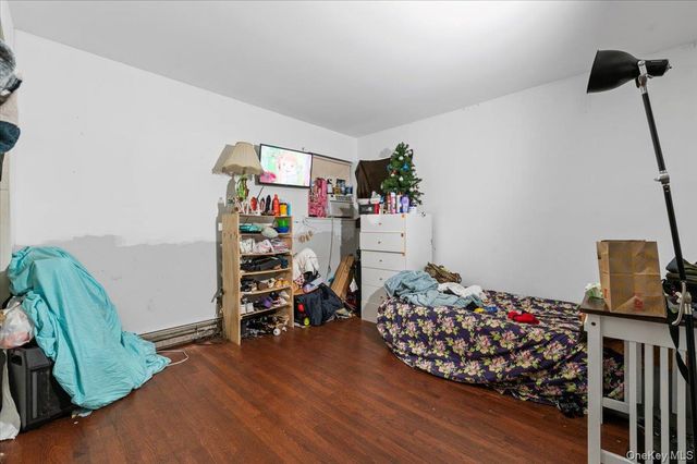 2386 New York Avenue, Huntington Station, NY 11746